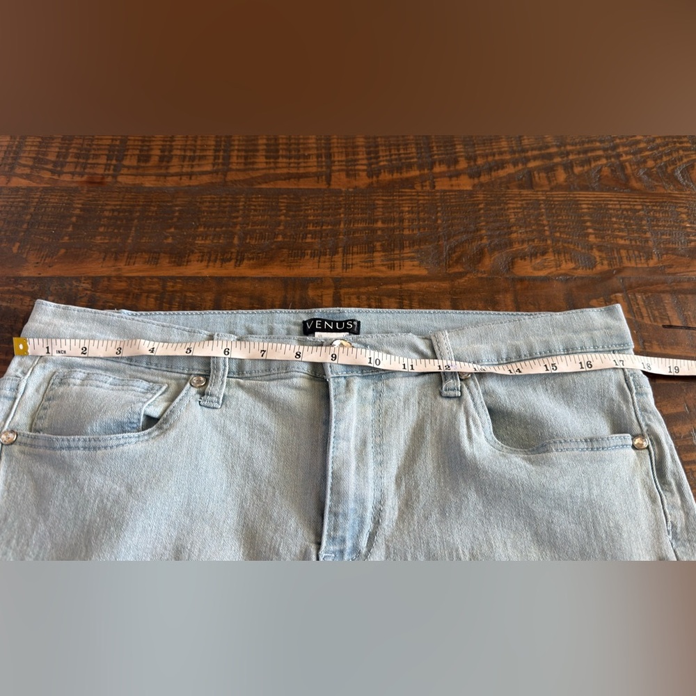 VENUS Light Wash Straight Leg Jeans with Pink & Purple Floral Accents - Picture 10 of 10